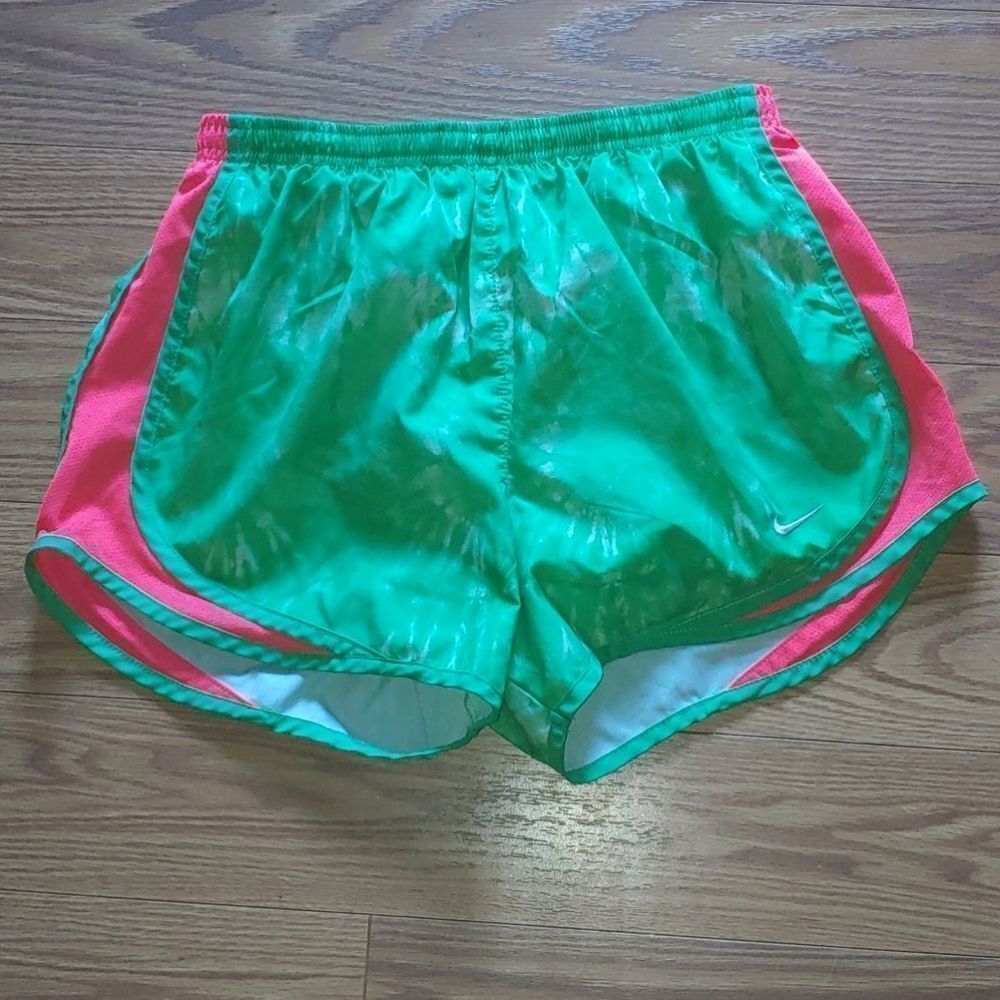 Nike Dri Fit athletic shorts Sz S  EUC
